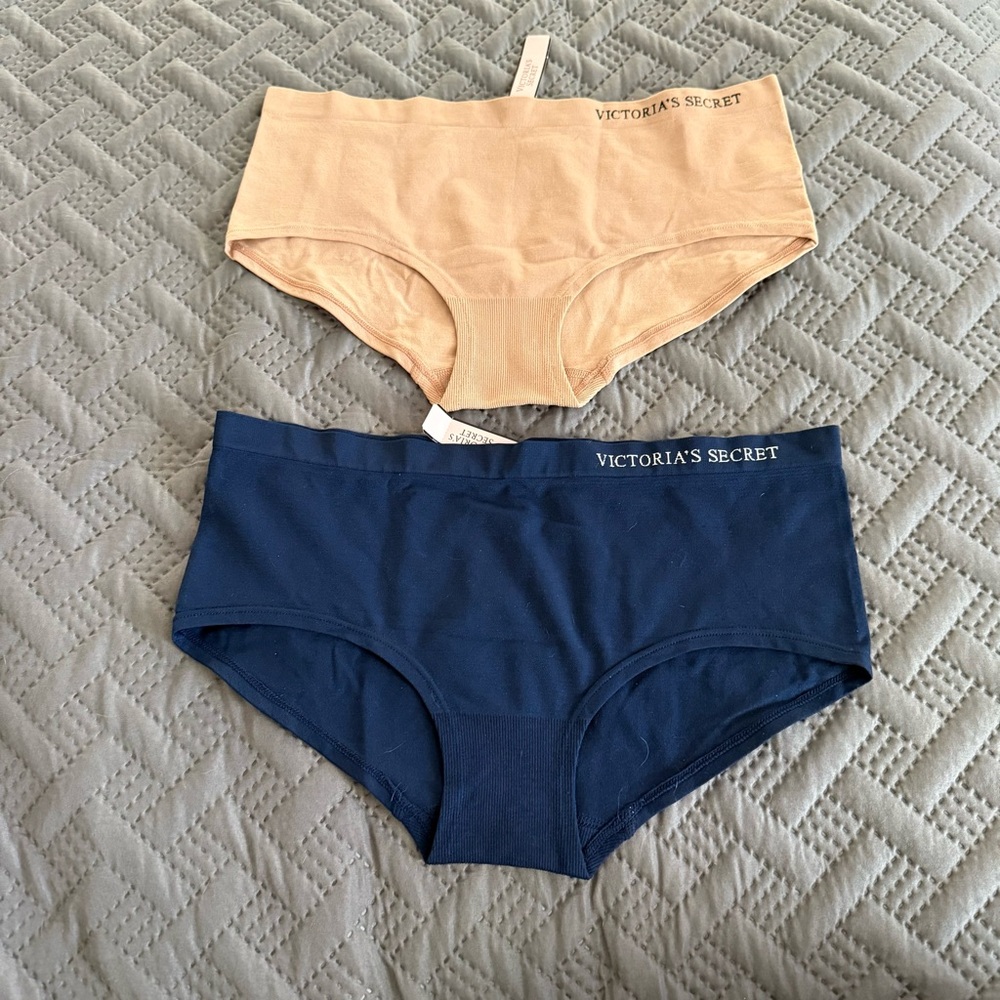 NWT Victoria Secret Hiphugger/ hipster Panties Bundle of 2 -size L
